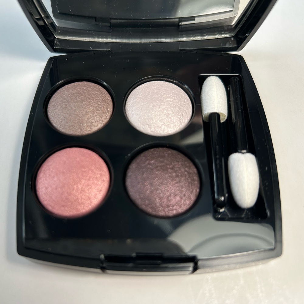NWT🌷Chanel LES 4 OMBRES Multi-Effect Quadra Eyeshadow in #202 - Picture 3 of 6